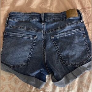 Aeropostale blue and navy shorts, low rise midi